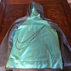 Nike DriFit Sweatshirt